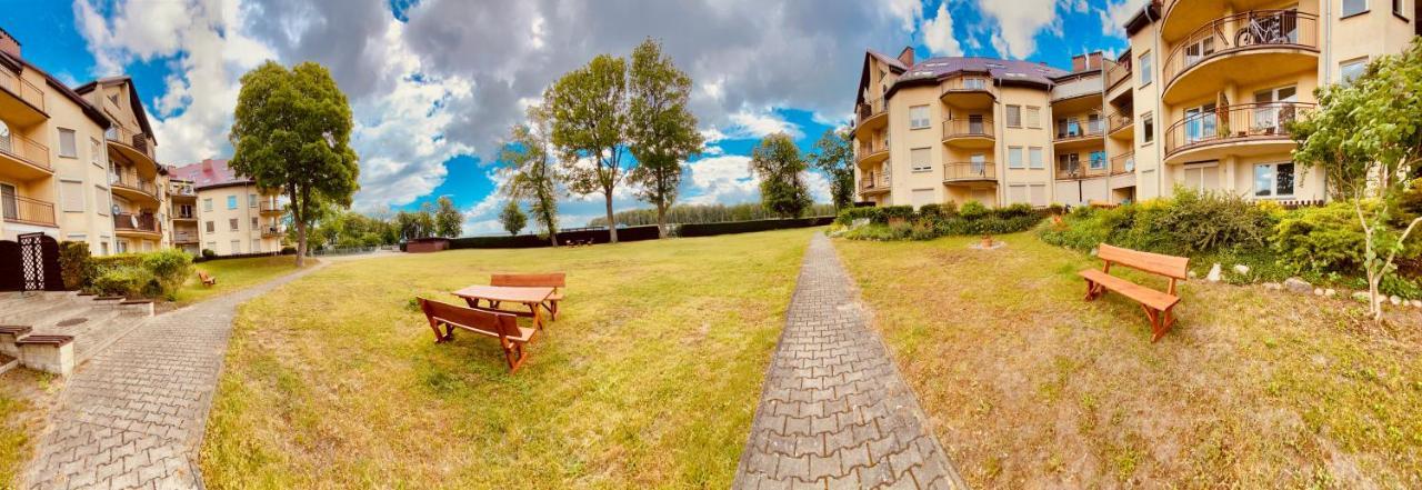 Sonnige Maisonette-Wohnung Mit Blick Auf Die Bucht Dziwnów Dış mekan fotoğraf